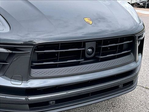 New 2025 Porsche Macan AWD/4WD image 23