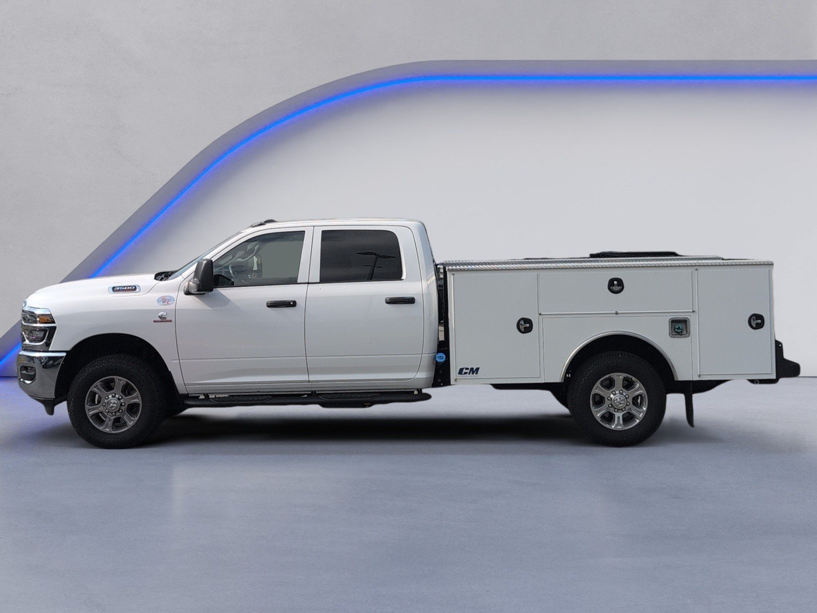 Used 2025 RAM 3500 Tradesman w/ Chrome Appearance Group AWD/4WD image 3