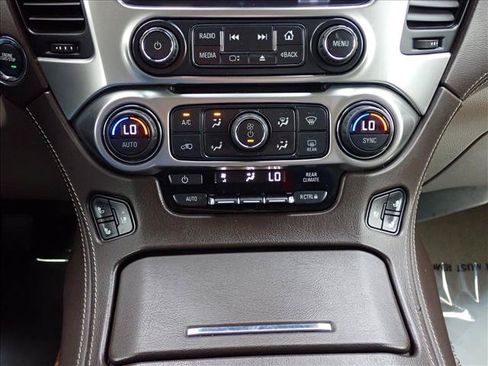 Used 2020 Chevrolet Tahoe Premier AWD/4WD image 21