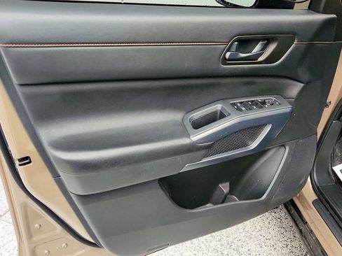 Used 2024 Nissan Pathfinder Rock Creek image 10