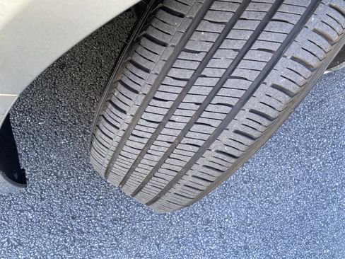 Used 2024 Chevrolet Malibu LT image 12