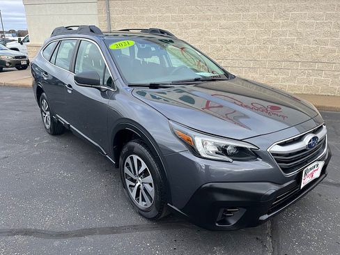 Used 2021 Subaru Outback image 4