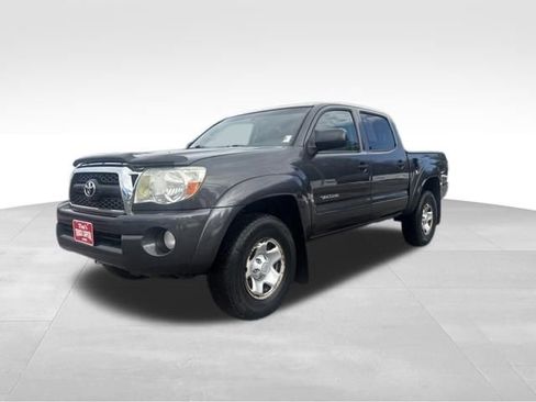 Used 2011 Toyota Tacoma 4x4 Double Cab w/ SR5 Pkg #2 image 2