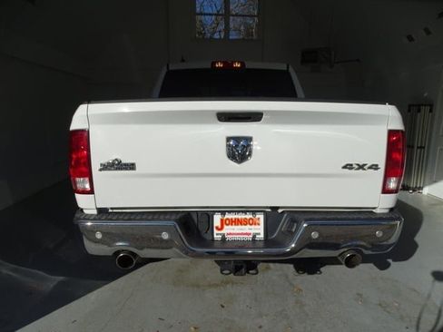 Used 2019 RAM 1500 Big Horn image 18