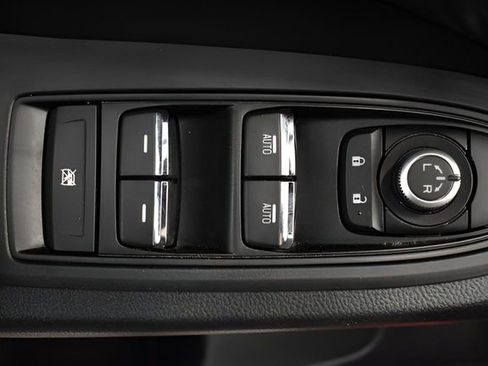 Used 2024 Subaru Ascent Premium w/ Convenience Package image 23