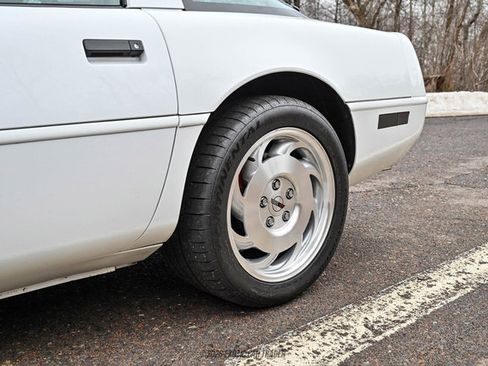 Used 1995 Chevrolet Corvette Coupe RWD image 59