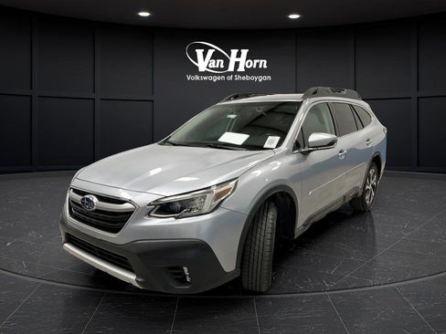 Used 2022 Subaru Outback Limited image 7