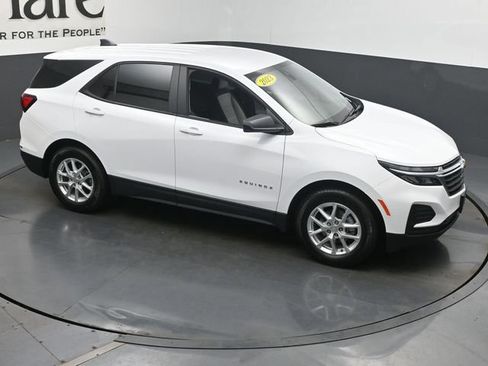 Used 2023 Chevrolet Equinox LS w/ LS Convenience Package FWD image 38