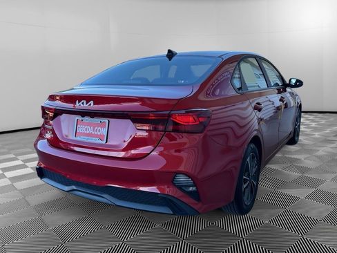Certified 2024 Kia Forte LXS w/ LXS Technology Package FWD image 5