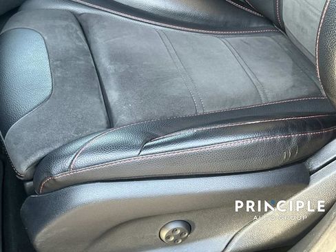 Used 2018 Mercedes-Benz GLC 43 AMG 4MATIC image 17