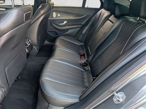 Used 2018 Mercedes-Benz E 300 image 16