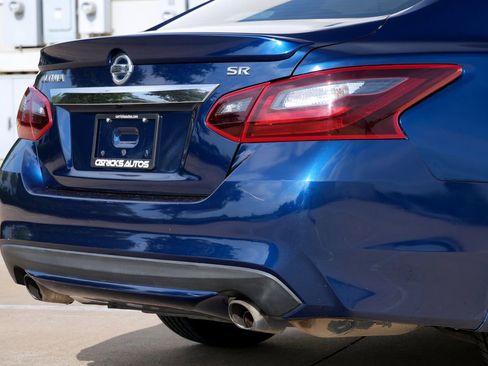 Used 2018 Nissan Altima 2.5 SR FWD image 32