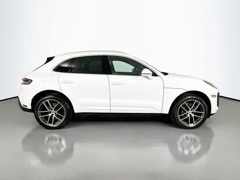 Certified 2023 Porsche Macan w/ Premium Package Plus AWD/4WD image 8