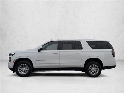 New 2026 Chevrolet Suburban LS image 8