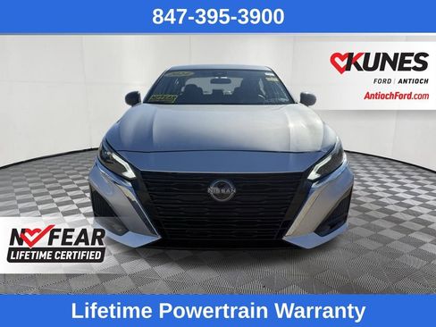Used 2024 Nissan Altima 2.5 SV image 8