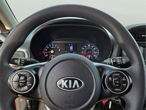 Used 2021 Kia Soul S image 15