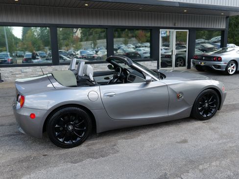 Used 2004 BMW Z4 2.5i image 5