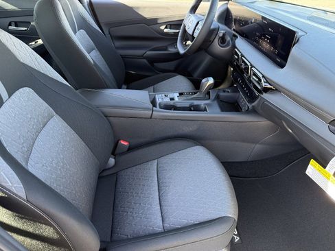 New 2026 Nissan Sentra SV w/ SV Convenience Package image 11