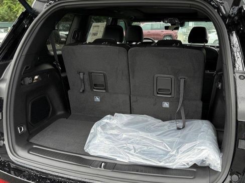 New 2025 Jeep Grand Cherokee L Limited w/ Luxury Tech Group II image 15