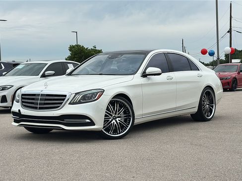Used 2019 Mercedes-Benz S 560 Sedan image 1