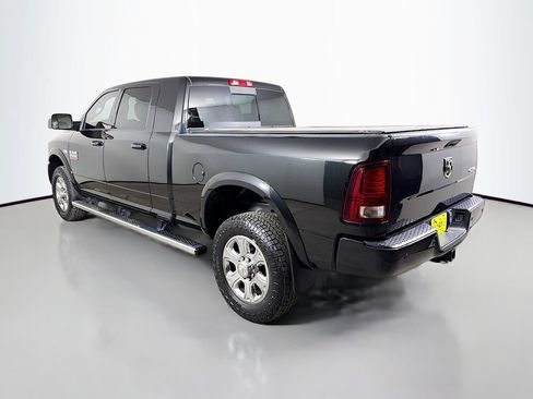 Used 2018 RAM 2500 Laramie w/ Sport Appearance Group AWD/4WD image 8