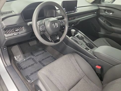 Certified 2025 Honda Accord SE image 20