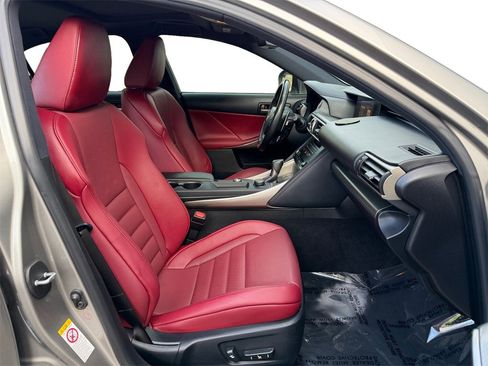 Used 2017 Lexus IS 200t image 17