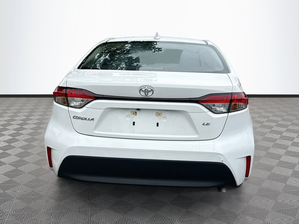Used 2024 Toyota Corolla LE FWD image 7