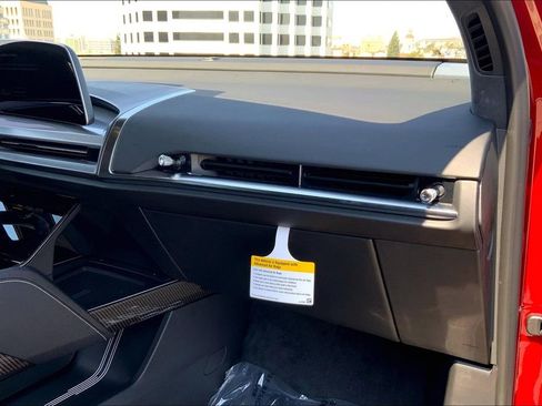 New 2026 Cadillac Vistiq Sport image 31