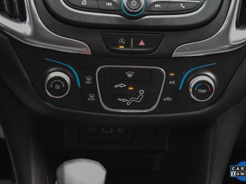 Used 2022 Chevrolet Equinox LT AWD/4WD image 32