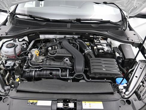 Used 2025 Volkswagen Jetta Sport FWD image 15