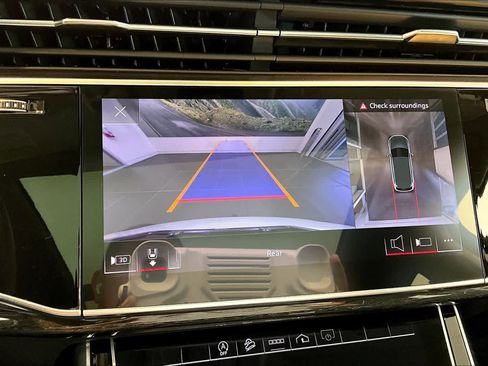 Used 2023 Audi Q7 Premium Plus w/ Premium Plus Package image 29