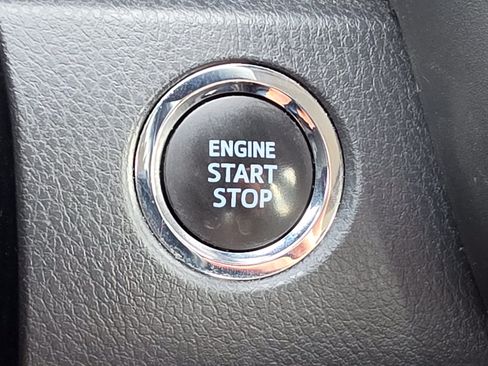 Used 2024 Toyota Camry SE w/ Convenience Package FWD image 20