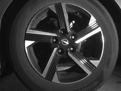 Used 2025 Nissan Sentra SV FWD image 14