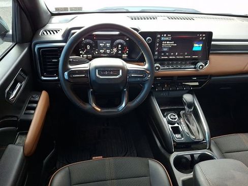 Used 2024 GMC Canyon AT4 AWD/4WD image 13