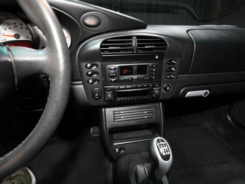 Used 2003 Porsche 911 Carrera 4 AWD/4WD image 60