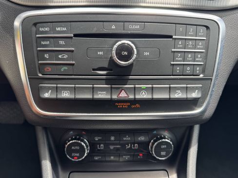 Used 2016 Mercedes-Benz GLA 250 4MATIC image 16
