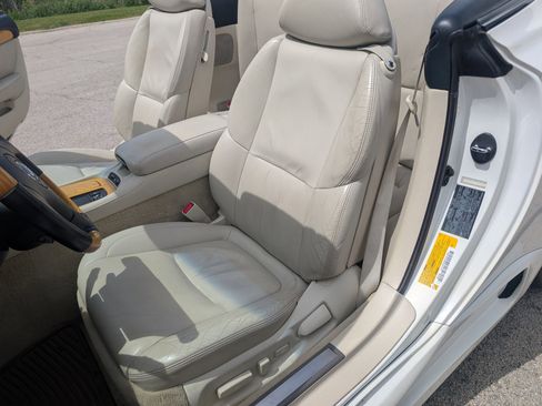 Used 2002 Lexus SC 430 Convertible image 81