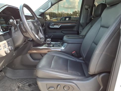 Used 2022 Chevrolet Silverado 1500 LT Trail Boss w/ LT Trail Boss Premium Package AWD/4WD image 24