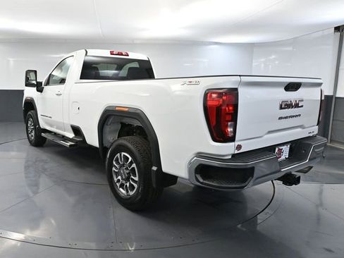 Used 2025 GMC Sierra 3500 SLE w/ SLE Convenience Package image 9