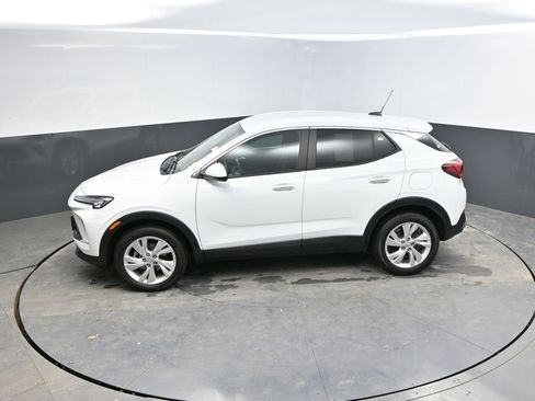 Used 2025 Buick Encore GX Preferred image 23