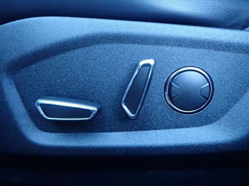 Used 2016 Ford Edge SEL w/ Equipment Group 201A image 11