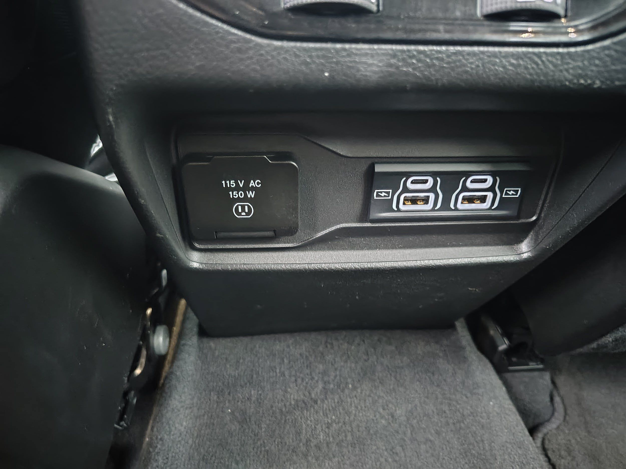 Certified 2024 Jeep Grand Cherokee Altitude AWD/4WD image 24