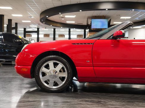 Used 2002 Ford Thunderbird RWD image 8