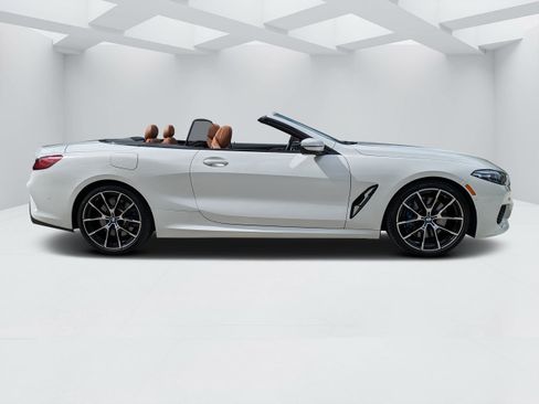 Used 2022 BMW 840i Convertible w/ Driving Assistance Package RWD image 2