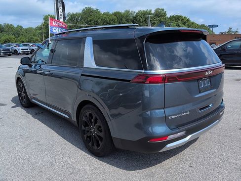 Used 2022 Kia Carnival SX Prestige FWD image 5