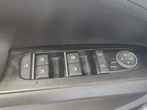 Used 2021 Kia Soul S FWD image 18
