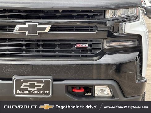 Used 2021 Chevrolet Silverado 1500 LT Trail Boss w/ Convenience Package II image 9