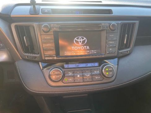 Used 2015 Toyota RAV4 XLE AWD/4WD image 15