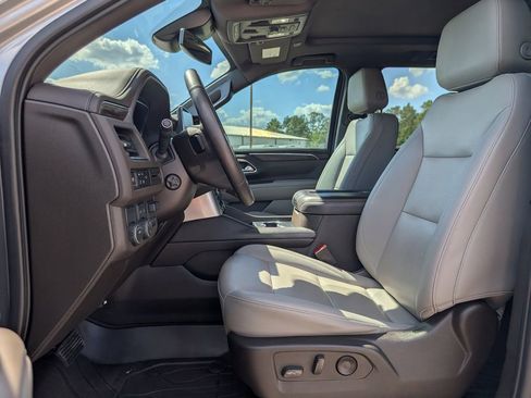 Used 2023 Chevrolet Tahoe LT w/ LT Signature Package image 11